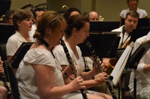 Senior Music Education major Lizzie Lee and community member Ruth Oelrich perform as part of the Martin Community Band. (Alex Jacobi)